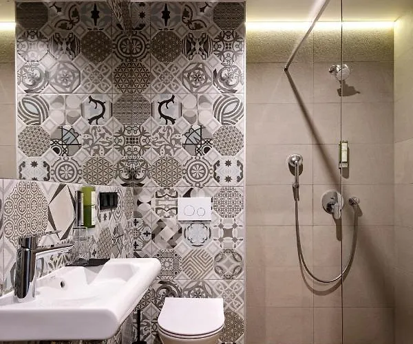 Ilkus & Restaurant Ξενοδοχείο