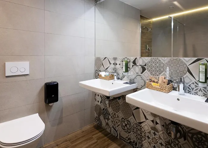 Ilkus & Restaurant Ξενοδοχείο Krze