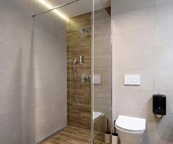 Ξενοδοχείο Ilkus & Restaurant Krze