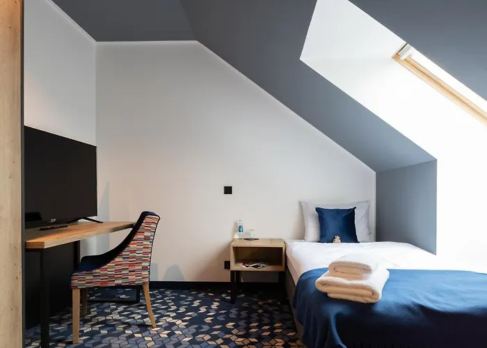 Ilkus & Restaurant Ξενοδοχείο 3*