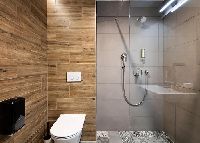 Ilkus & Restaurant Ξενοδοχείο Krze